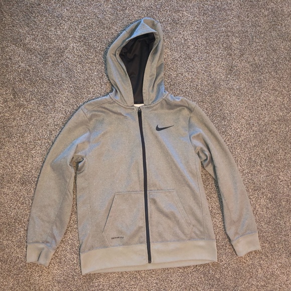 Nike Other - Nike Boys Thermal-Fit hoodie sweatshirt